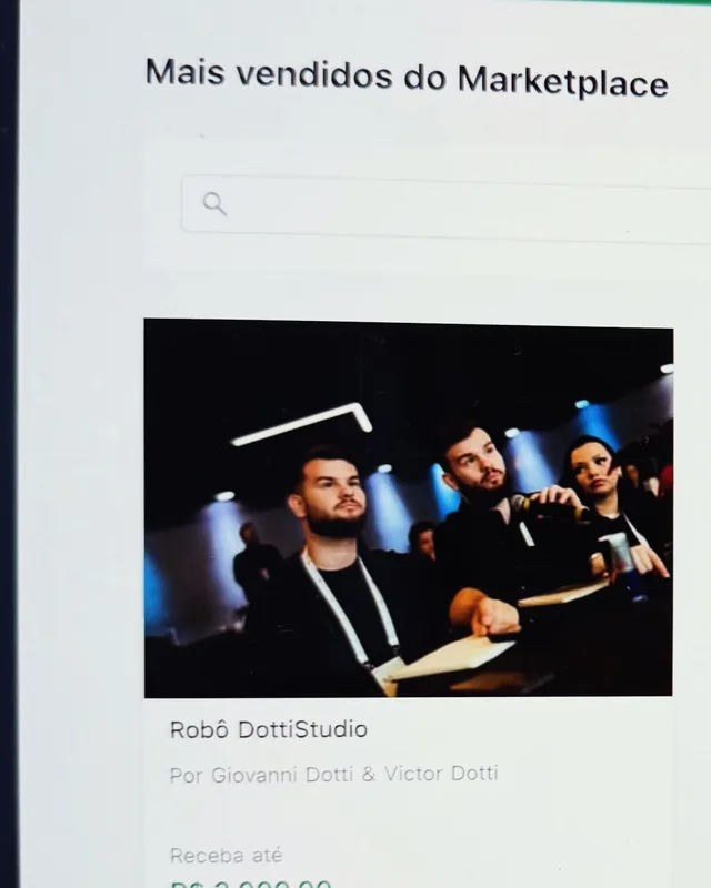 Tela da Kiwify: Mais vendidos do Marketplace, com o Robô DottiStudio, de Giovanni Dotti e Victor Dotti